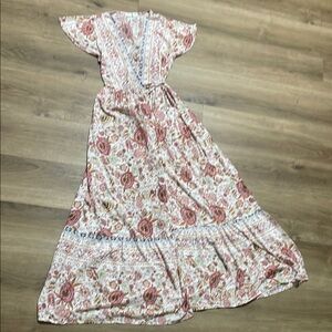 Floral Maxi Dress with Pink and Cream Pattern